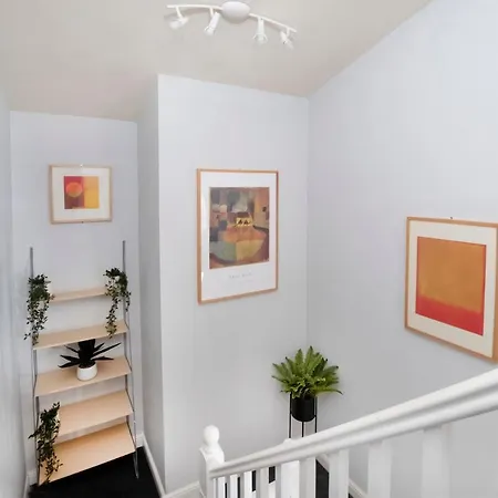 The Boulevard - Stunning 3 Bedroom With Free Parking York